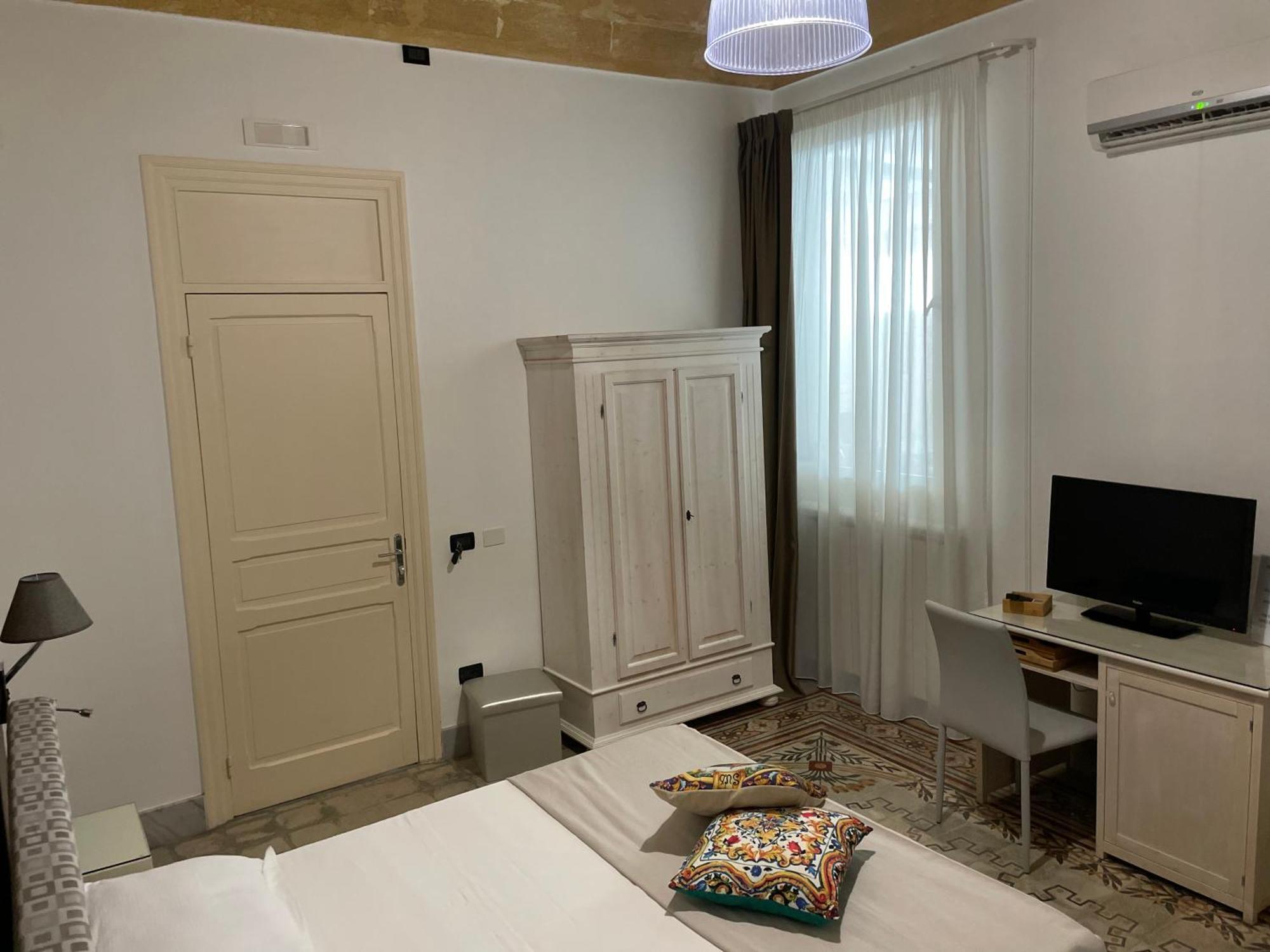Casa Vacanze Woodhouse マルサラ エクステリア 写真